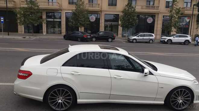 Mercedes E 220 2011, 192,500 km - 2.2 l - Bakı