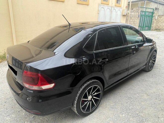 Volkswagen Polo 2018, 183,000 km - 1.6 l - Bakı