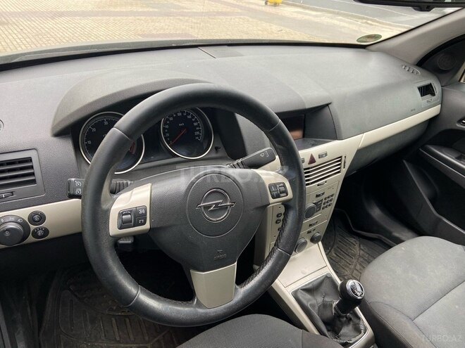 Opel Astra 2007, 357,000 km - 1.3 л - Bakı
