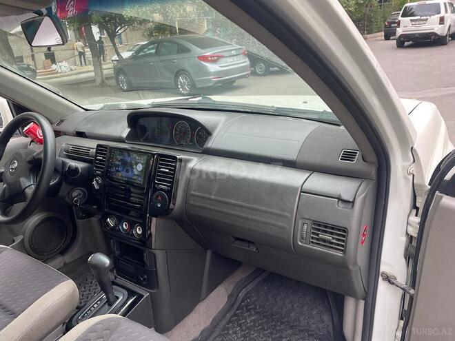 Nissan X-Trail 2010, 219,000 km - 2.5 l - Bakı