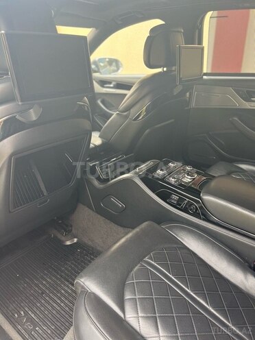 Audi A8 2012, 240,000 km - 6.3 l - Bakı