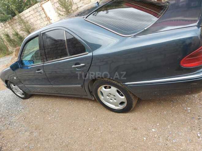 Mercedes E 220 1998, 350,000 km - 2.2 l - Bakı