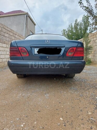Mercedes E 220 1998, 350,000 km - 2.2 l - Bakı