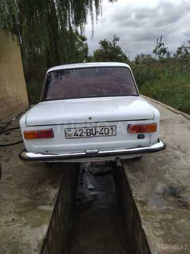 LADA (VAZ) 21011 1975, 199,000 km - 1.5 l - Salyan