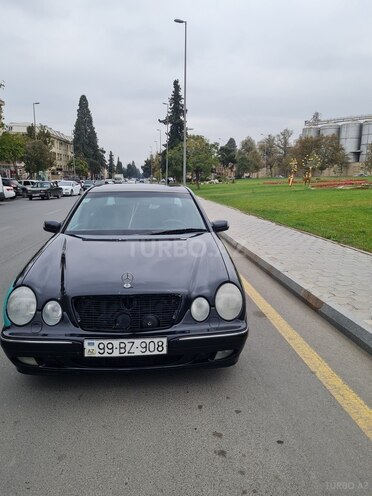 Mercedes E 320 2000, 333,000 km - 3.2 l - Gəncə