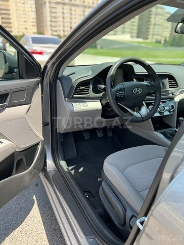 Hyundai Elantra 2017, 25,000 km - 2.0 l - Bakı