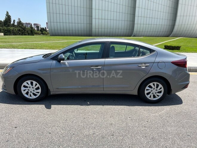 Hyundai Elantra 2017, 25,000 km - 2.0 l - Bakı