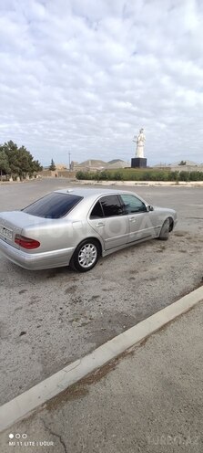 Mercedes E 220 1999, 540,104 km - 2.2 л - Bakı