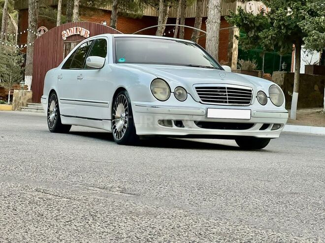 Mercedes E 270 2000, 336,000 km - 2.7 l - Sumqayıt