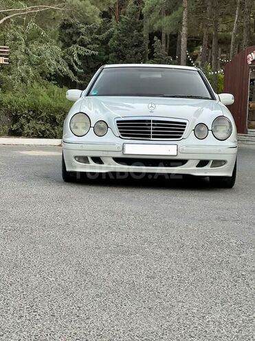 Mercedes E 270 2000, 336,000 km - 2.7 l - Sumqayıt