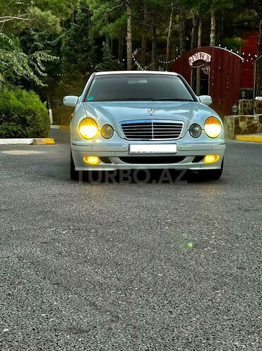 Mercedes E 270 2000, 336,000 km - 2.7 l - Sumqayıt