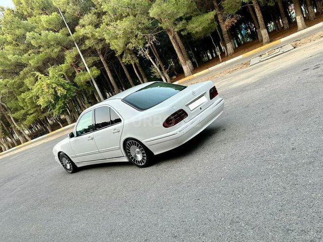 Mercedes E 270 2000, 336,000 km - 2.7 l - Sumqayıt