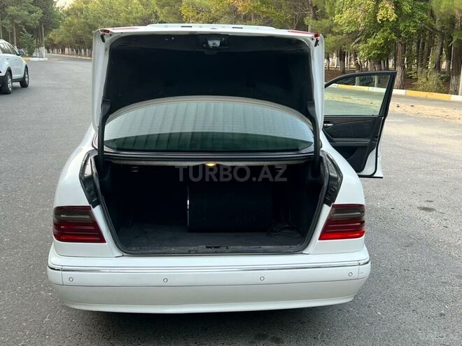 Mercedes E 270 2000, 336,000 km - 2.7 l - Sumqayıt