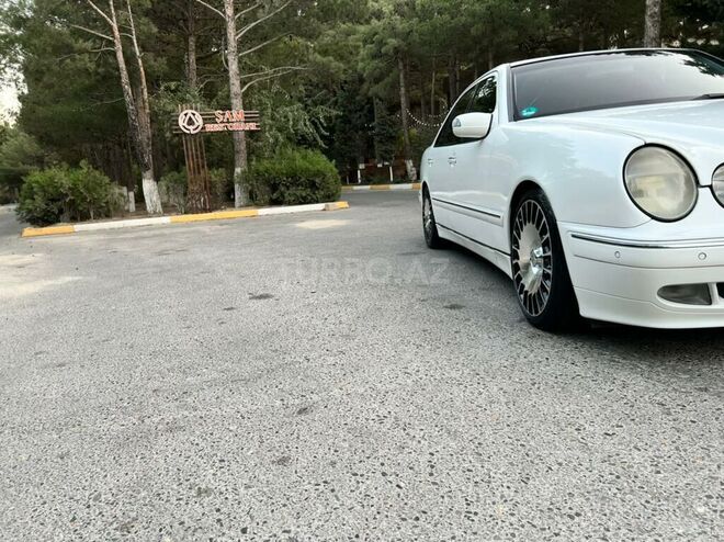 Mercedes E 270 2000, 336,000 km - 2.7 l - Sumqayıt