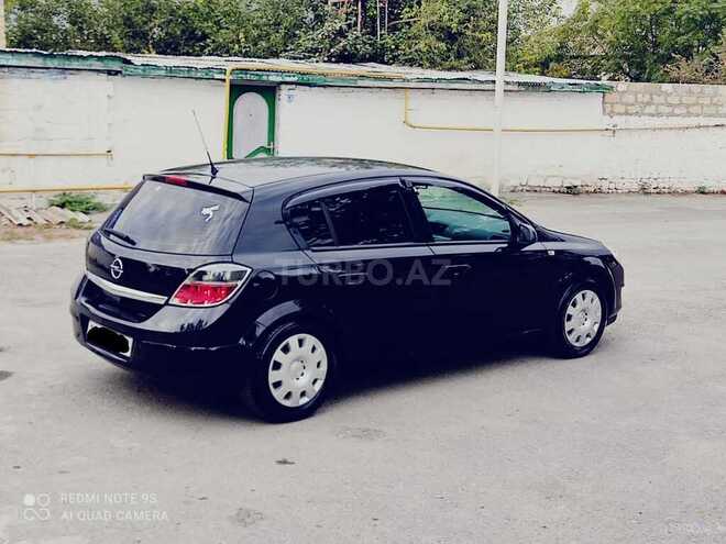 Opel Astra 2009, 158,000 km - 1.4 л - Bakı