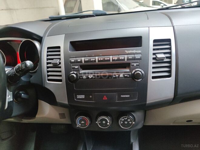 Mitsubishi Outlander 2009, 187,247 km - 2.4 l - Bakı