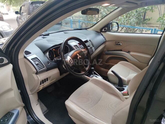 Mitsubishi Outlander 2009, 187,247 km - 2.4 l - Bakı