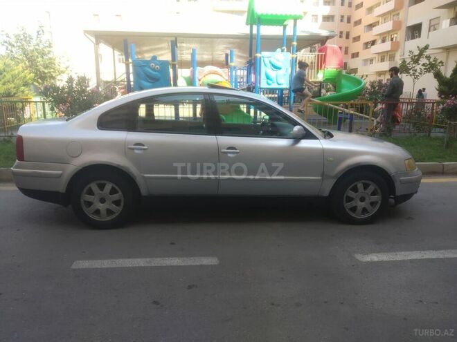 Volkswagen Passat 2000, 200,000 km - 1.8 л - Sumqayıt
