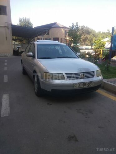 Volkswagen Passat 2000, 200,000 km - 1.8 л - Sumqayıt