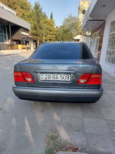 Mercedes E 230 1996, 375,570 km - 2.3 l - Mingəçevir