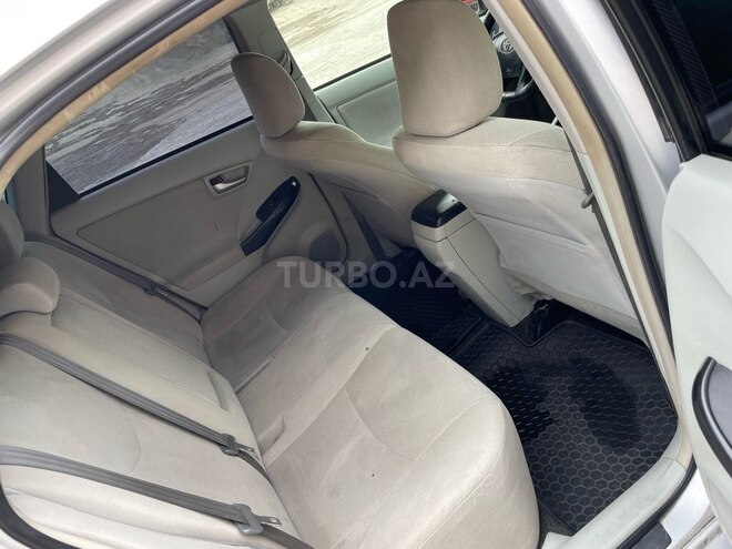 Toyota Prius 2015, 203,000 km - 1.8 l - Bakı