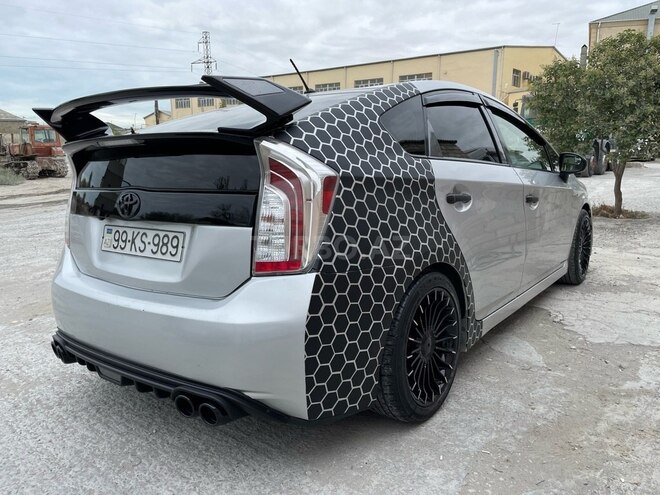 Toyota Prius 2015, 203,000 km - 1.8 l - Bakı
