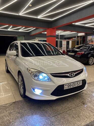 Hyundai i30 2011, 330,000 km - 1.6 l - Bakı