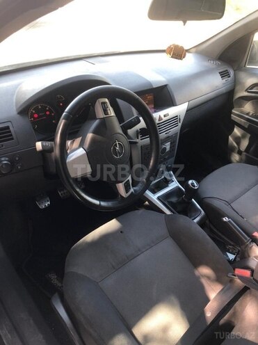 Opel Astra 2010, 228,000 km - 1.3 l - Bakı