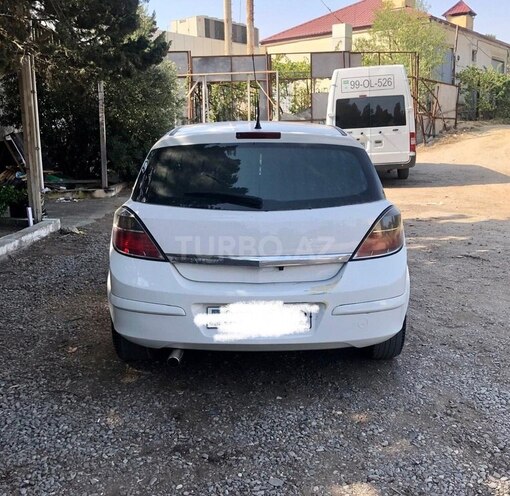 Opel Astra 2010, 228,000 km - 1.3 l - Bakı