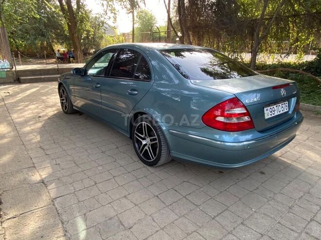 Mercedes E 240 2002, 266,000 km - 2.6 l - Ağcabədi