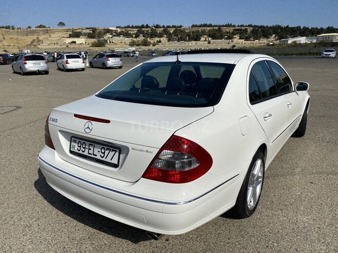 Mercedes E 320 2002, 261,000 km - 3.2 l - Bakı