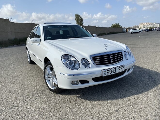 Mercedes E 320 2002, 261,000 km - 3.2 l - Bakı