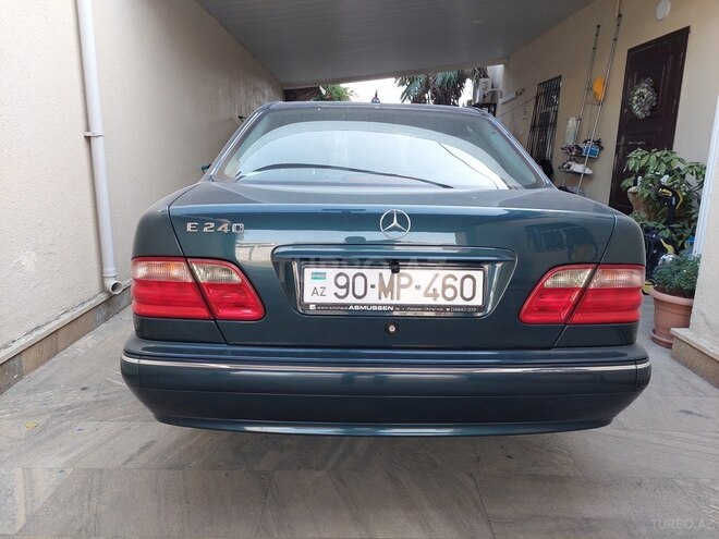 Mercedes E 240 2000, 190,000 km - 2.4 l - Bakı