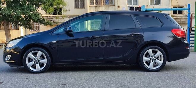 Opel Astra 2011, 217,000 km - 1.3 л - Bakı