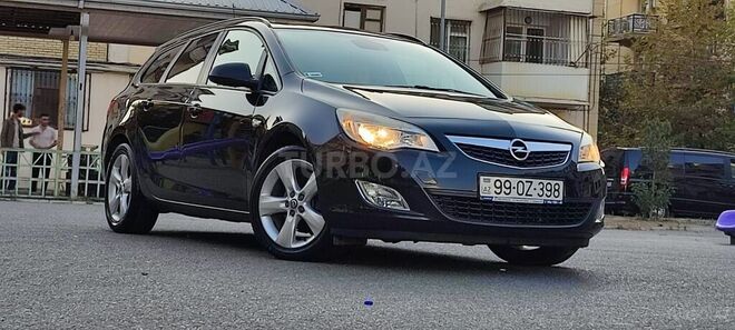 Opel Astra 2011, 217,000 km - 1.3 л - Bakı