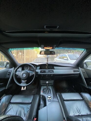 BMW 530 2006, 320,000 km - 3.0 l - Bakı