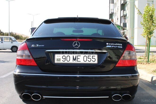 Mercedes E 320 2003, 218,000 km - 3.2 l - Bakı