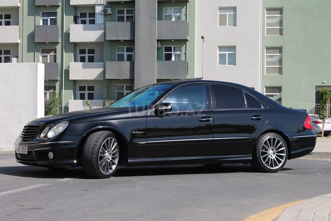 Mercedes E 320 2003, 218,000 km - 3.2 l - Bakı