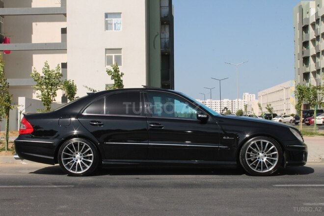 Mercedes E 320 2003, 218,000 km - 3.2 l - Bakı