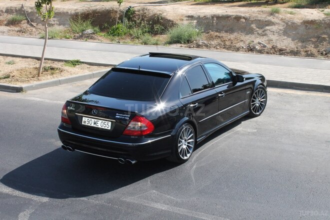Mercedes E 320 2003, 218,000 km - 3.2 l - Bakı