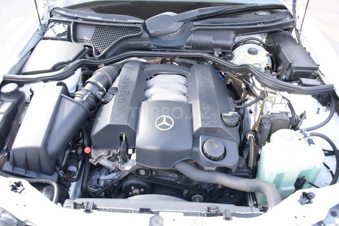 Mercedes E 320 2000, 254,000 km - 3.2 l - Bərdə
