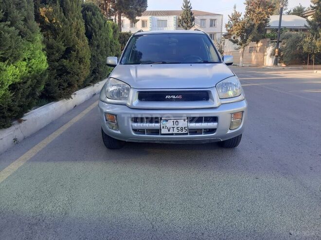 Toyota RAV4 2002, 195,000 km - 1.8 l - Salyan