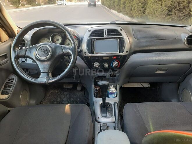 Toyota RAV4 2002, 195,000 km - 1.8 l - Salyan
