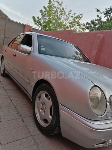 Mercedes E 320 1998, 356,000 km - 3.2 l - Göyçay