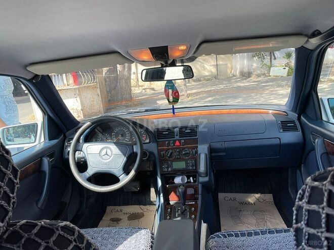 Mercedes C 240 1998, 355,000 km - 2.4 l - Bakı