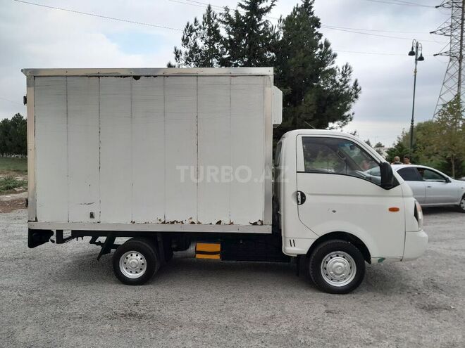 Hyundai H 100 2009, 377,000 km - 2.6 л - Sumqayıt