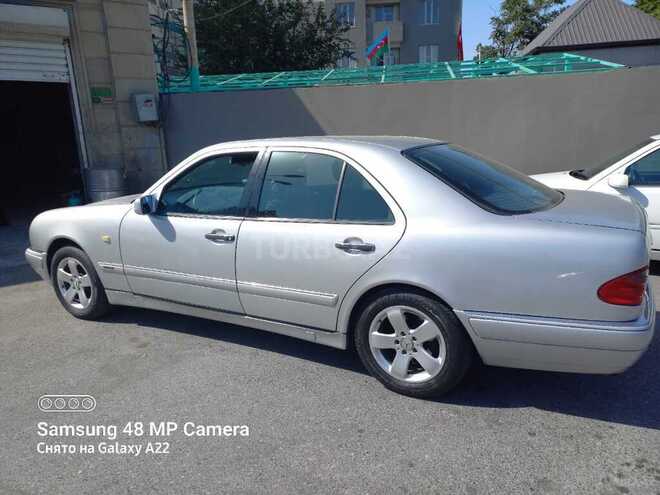 Mercedes E 230 1996, 318,800 km - 2.3 l - Bakı