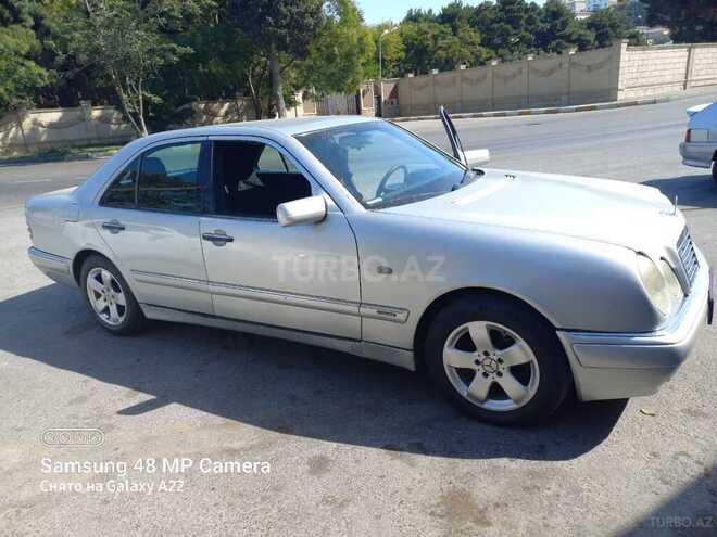 Mercedes E 230 1996, 318,800 km - 2.3 l - Bakı