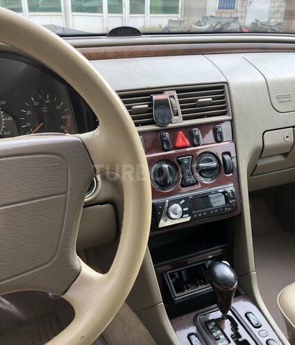 Mercedes C 230 1998, 291,000 km - 2.3 l - Masallı
