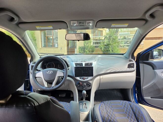 Hyundai Accent 2015, 146,450 km - 1.6 l - Bakı